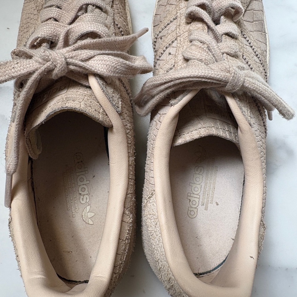 Adidas Cream Embossed snake Shelltoes - Picture 4 of 6